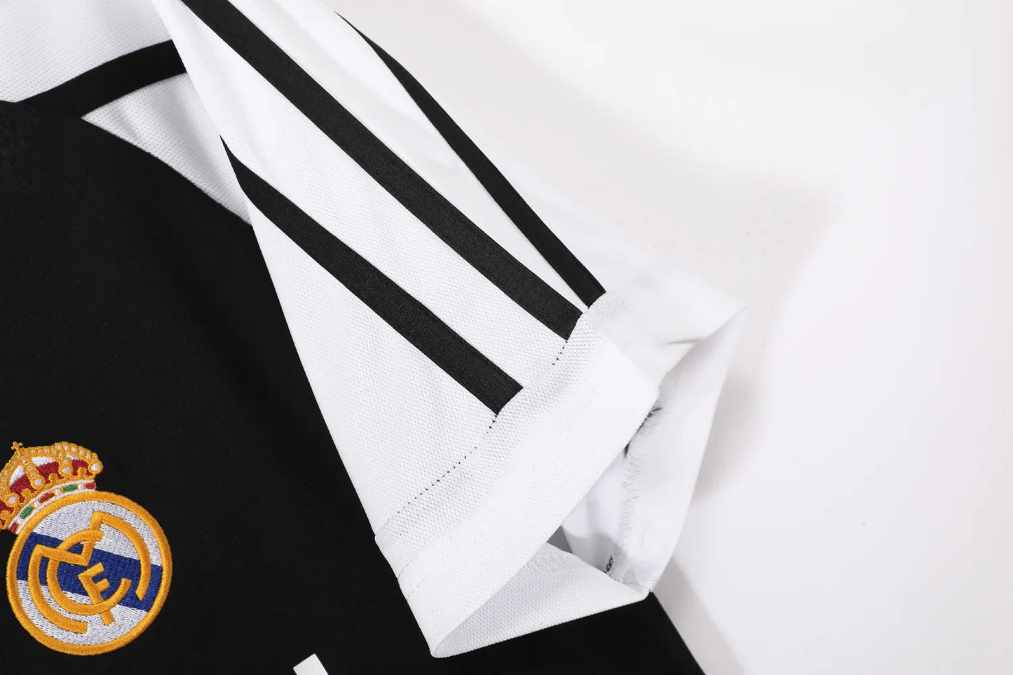 Real Madrid Away Kit Retro 01-02