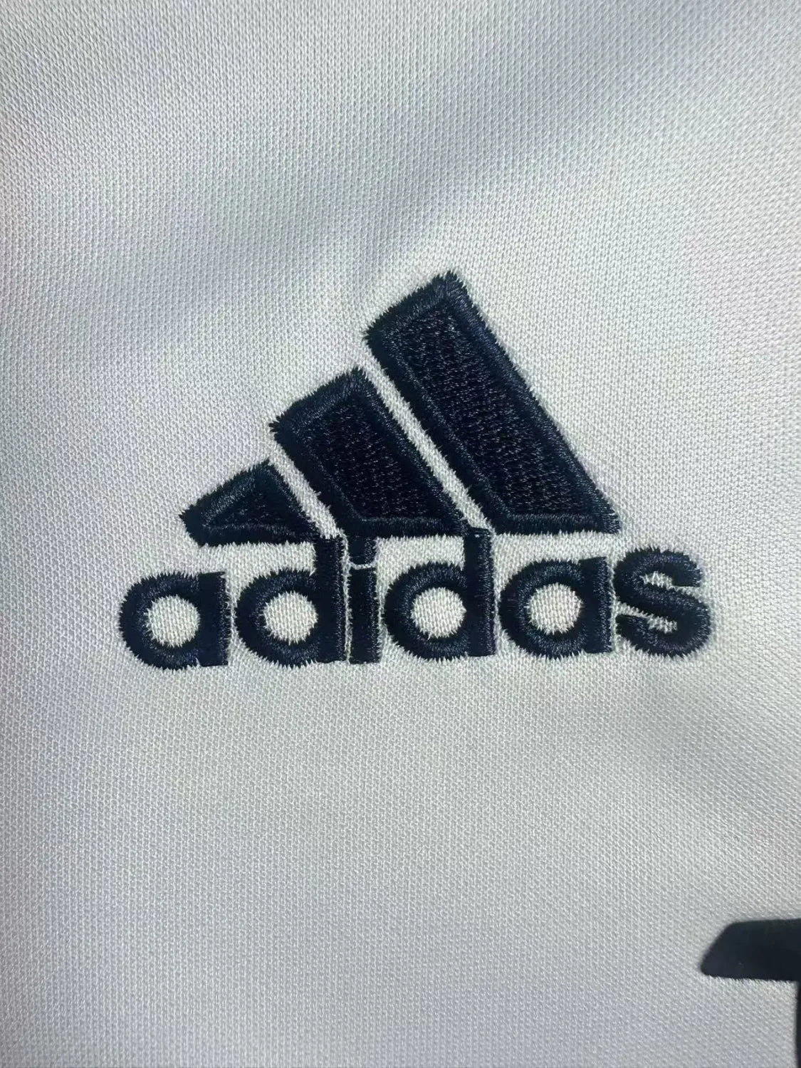 Bayern Munich Away Kit Retro 2000-2002