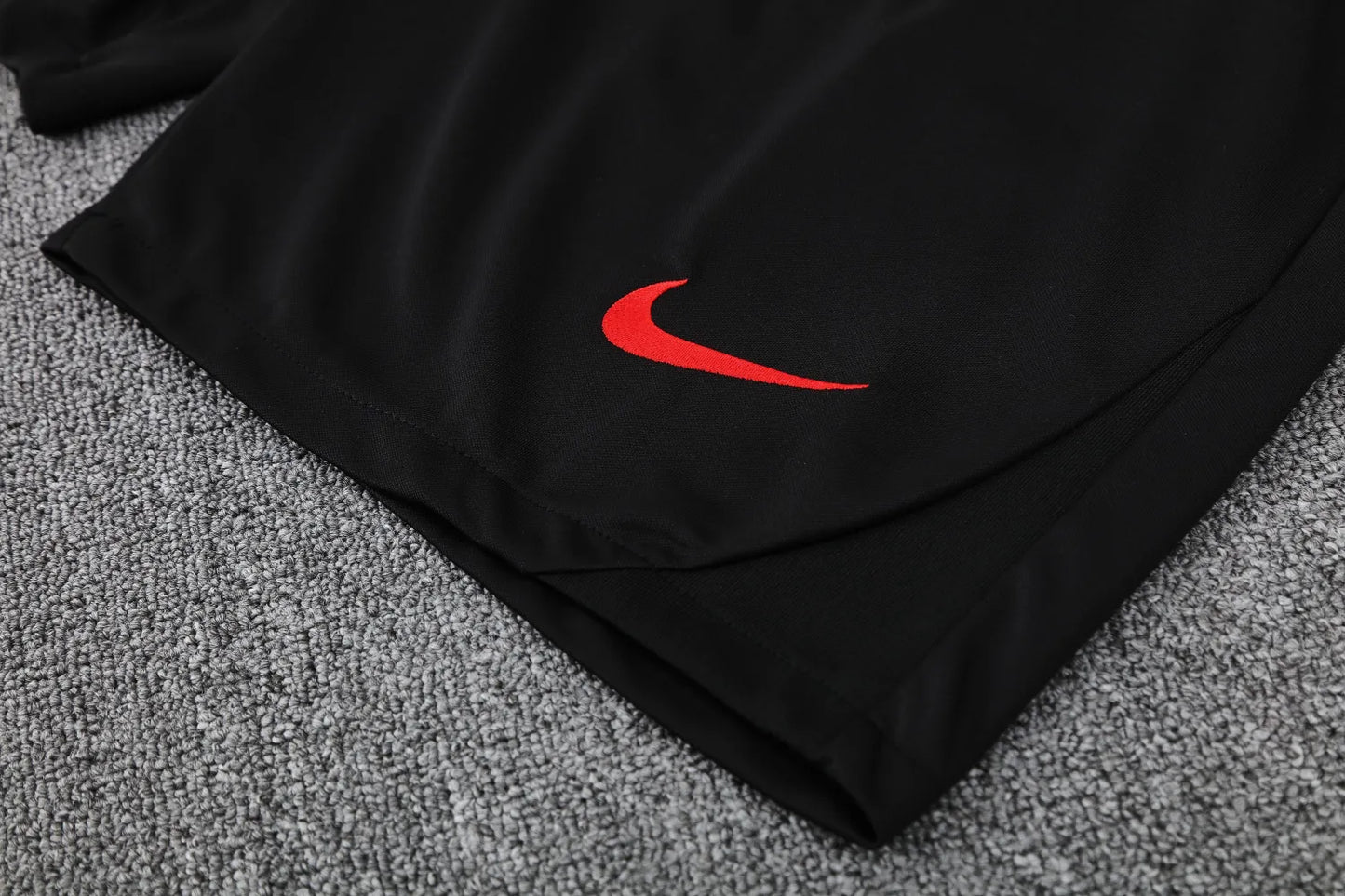 25-26 Barcelona Vest Training Suit