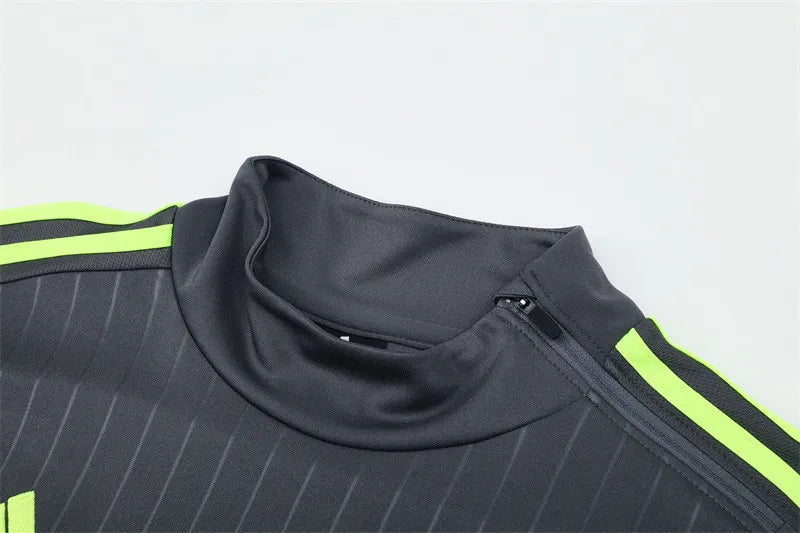 15-16 Real Madrid Grey Retro Training Suit - Top Only