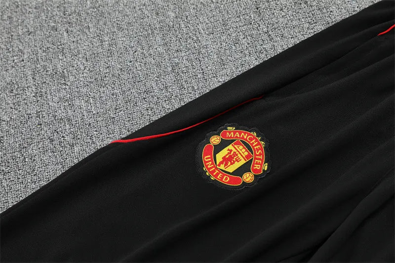 25-26 Manchester United Training Suit