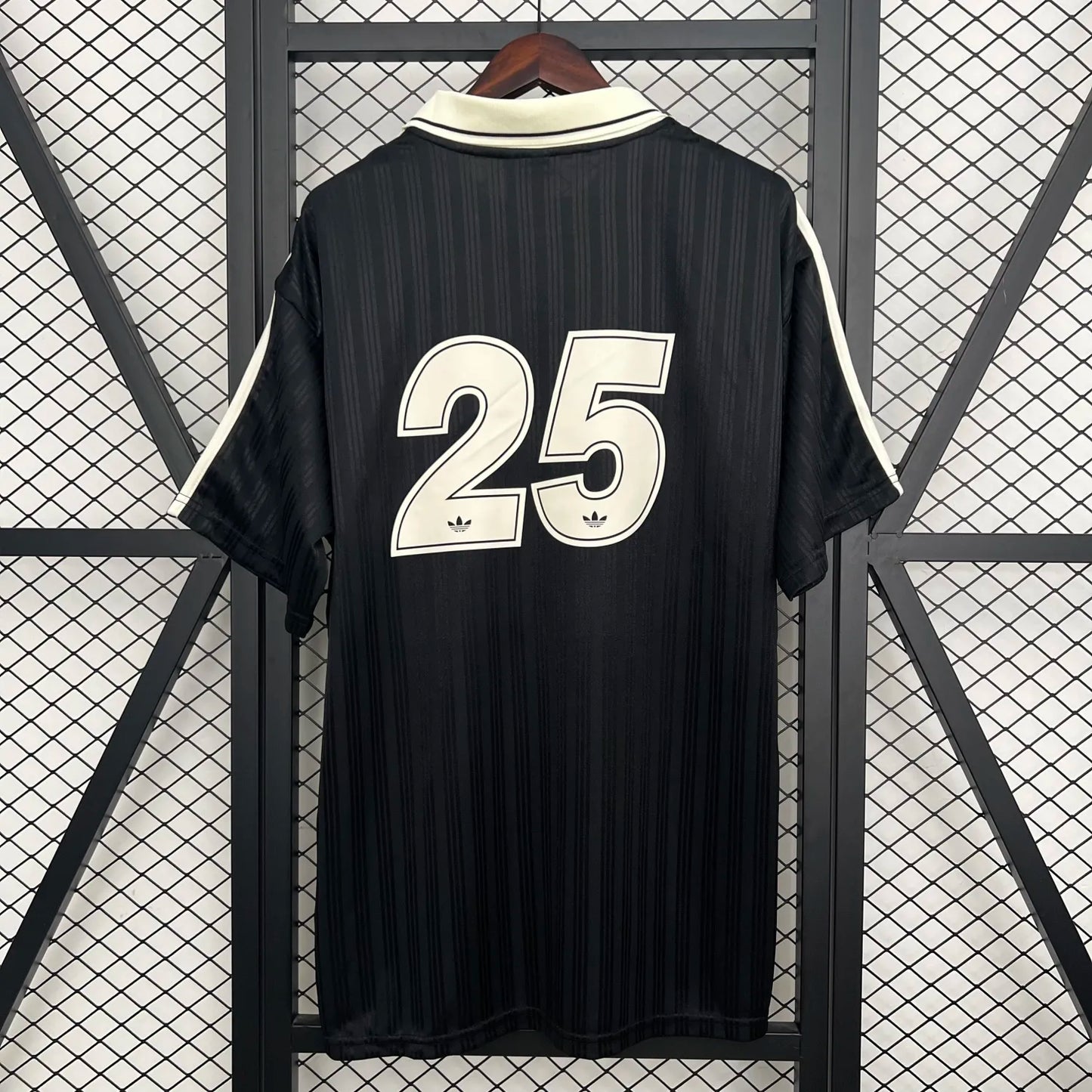 2025 Adidas Oasis Fashion Black Special T-shirt