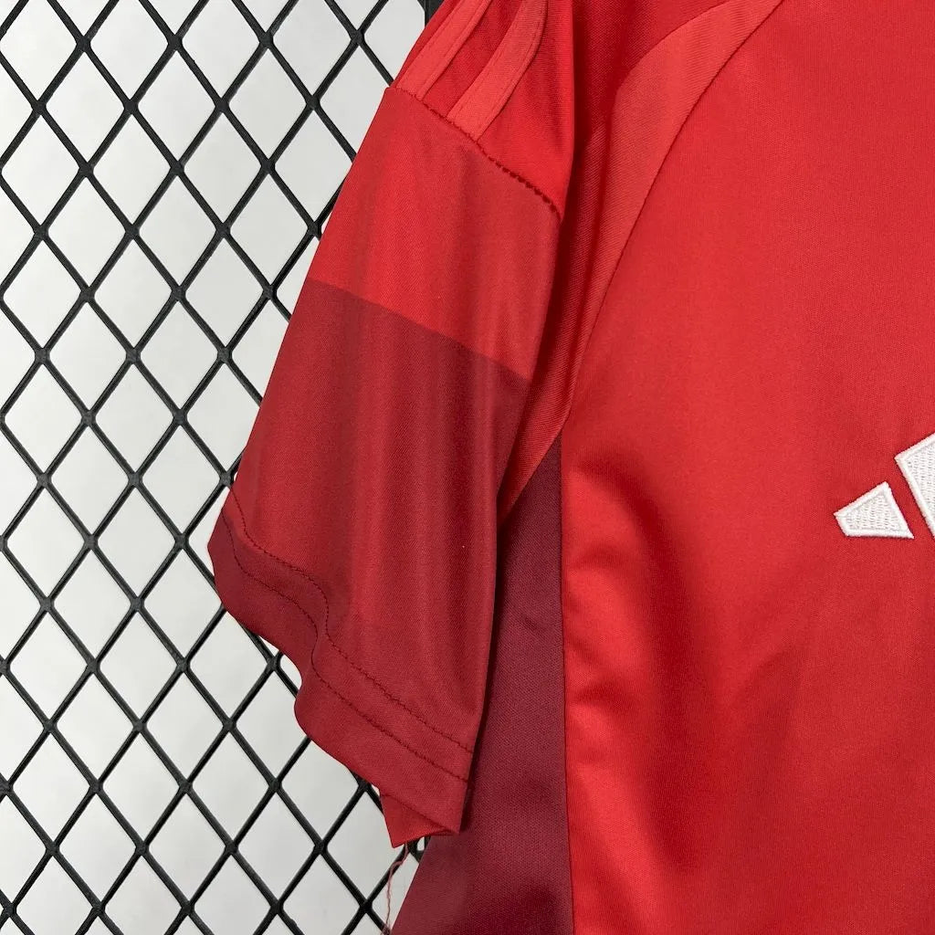 Toronto Home Fans Kit 25-26