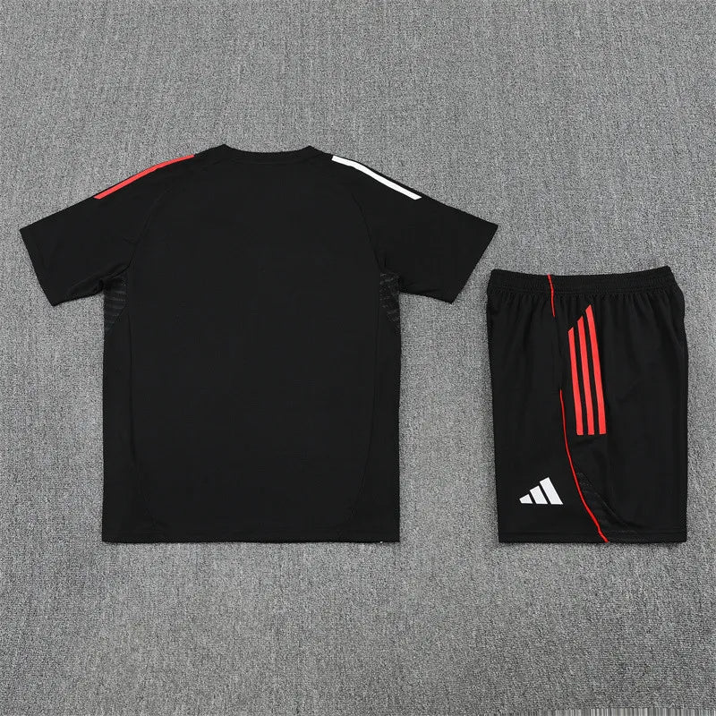 25-26 AX Black Short Sleeve Training Suit