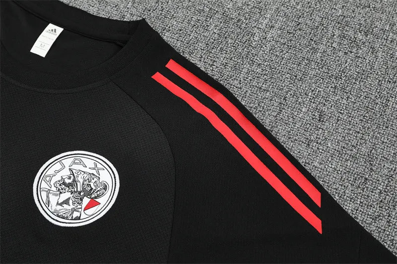 25-26 AX Black Short Sleeve Training Suit