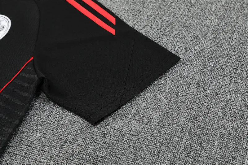 25-26 AX Black Short Sleeve Training Suit