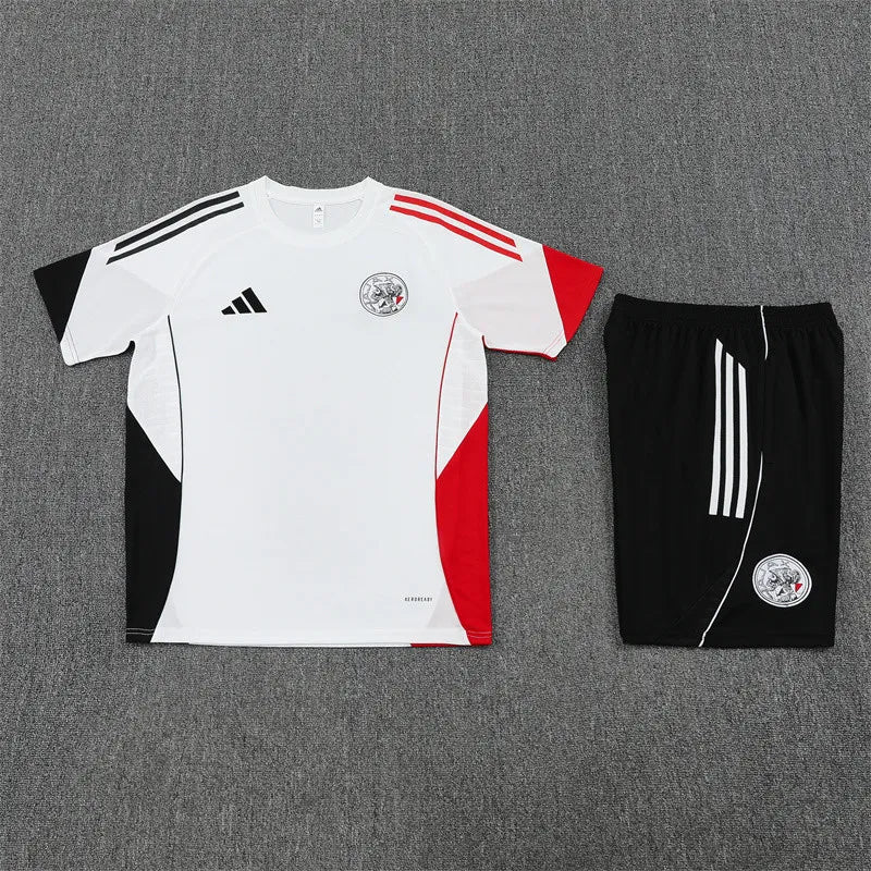 25-26 AX White Short Sleeve Training Suit