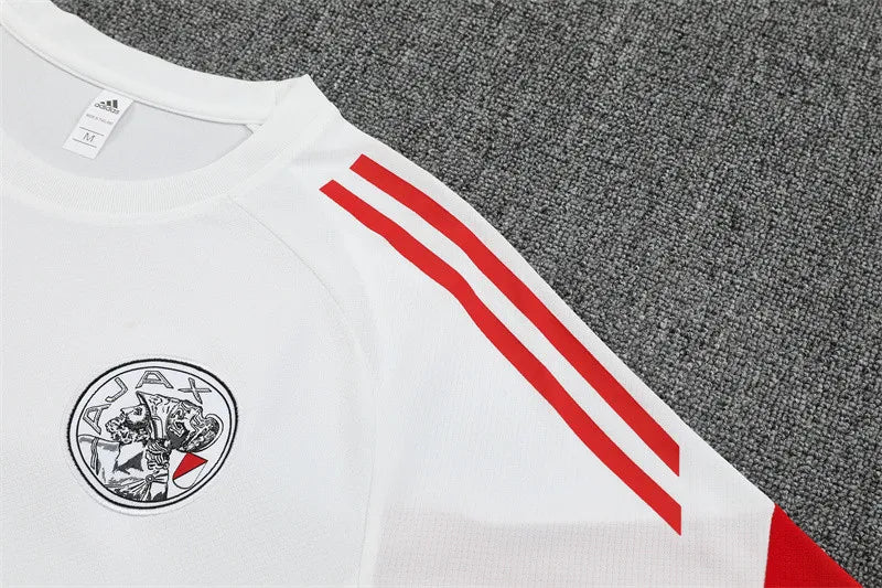 25-26 AX White Short Sleeve Training Suit