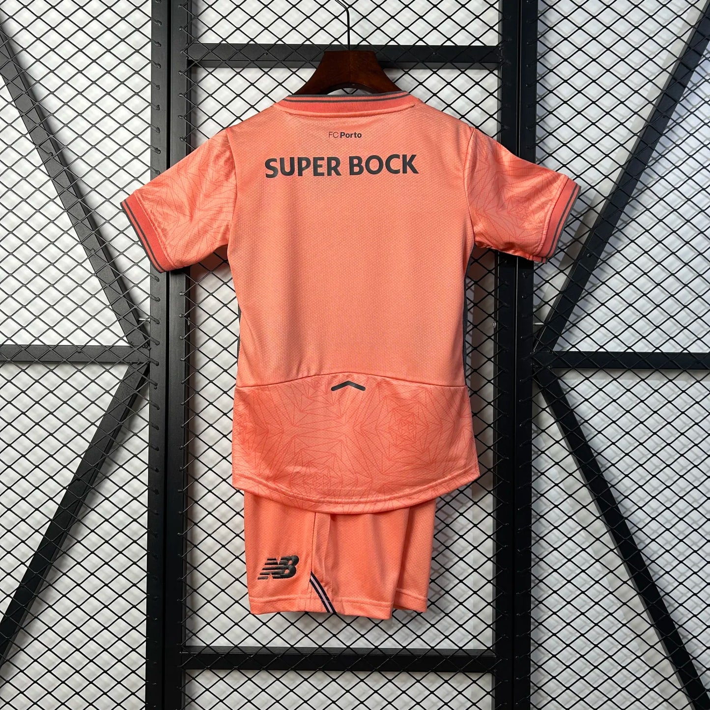 25-26 Porto Away Kids Kit