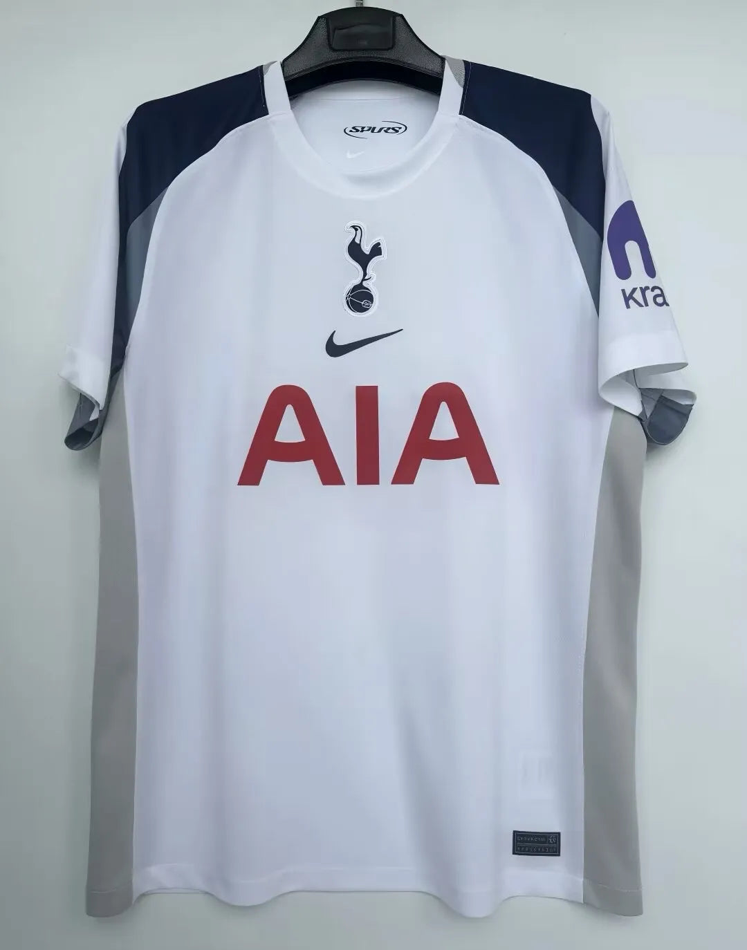 25-26 Tottenham Hotspur Home Fans Kit