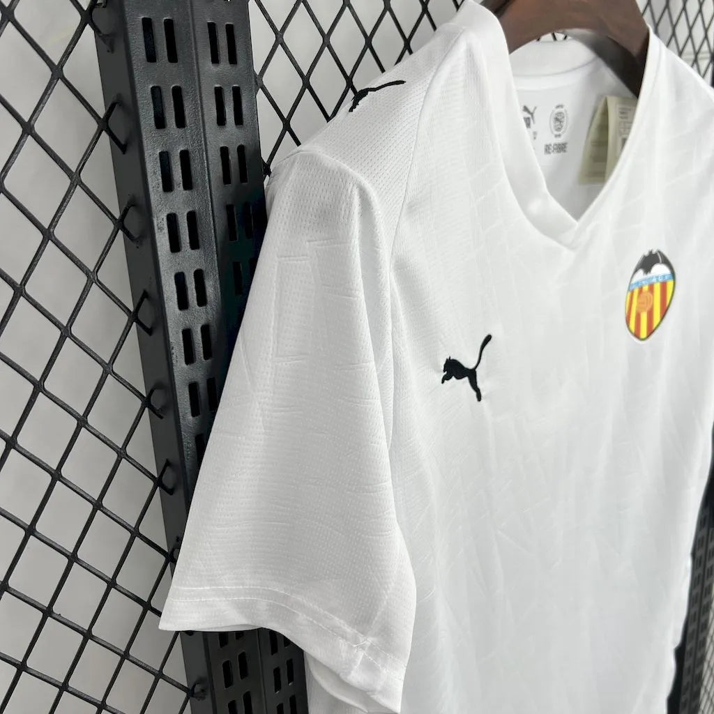 25-26 Valencia Home Fans Kit