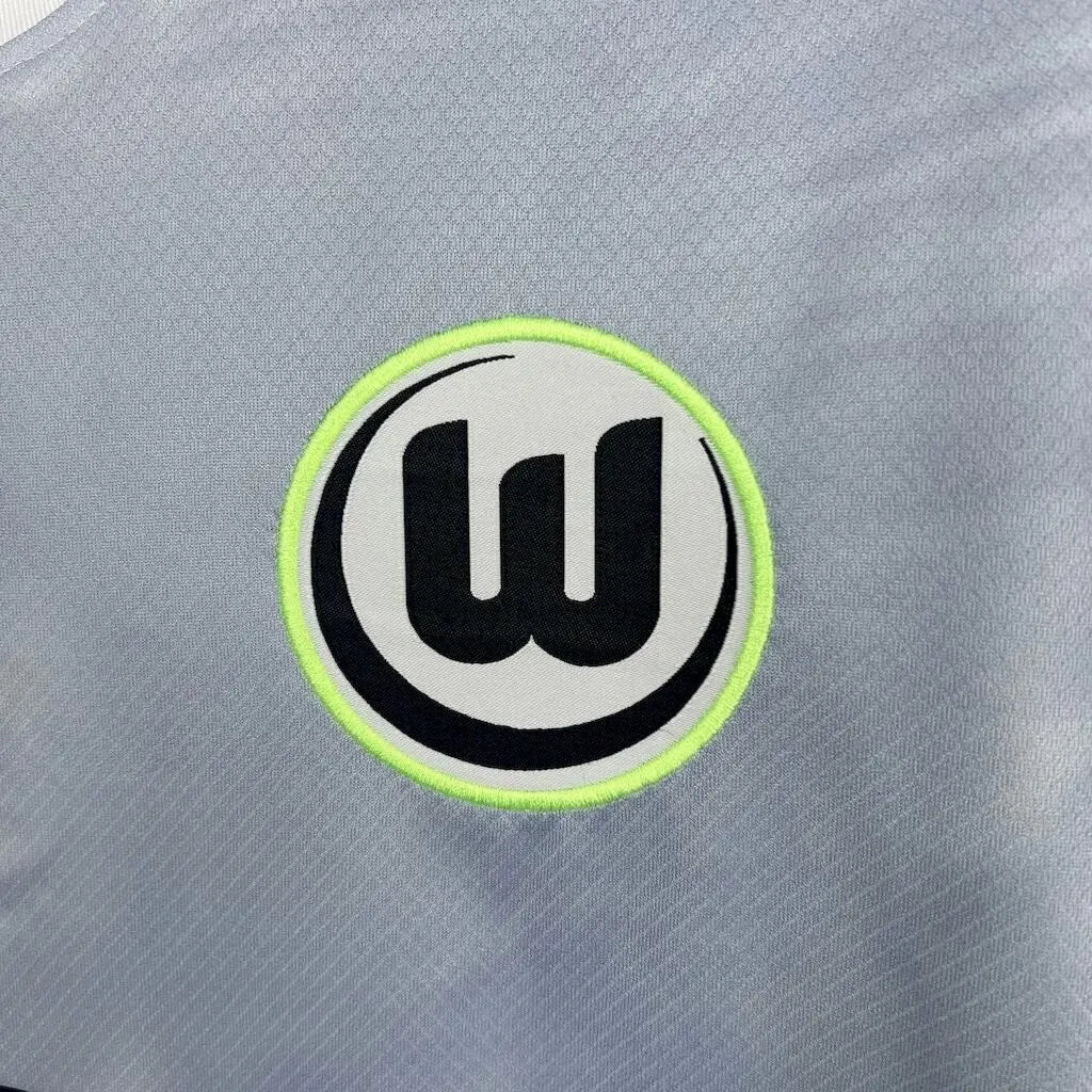 25-26 Wolfsburg Away Fans Kit