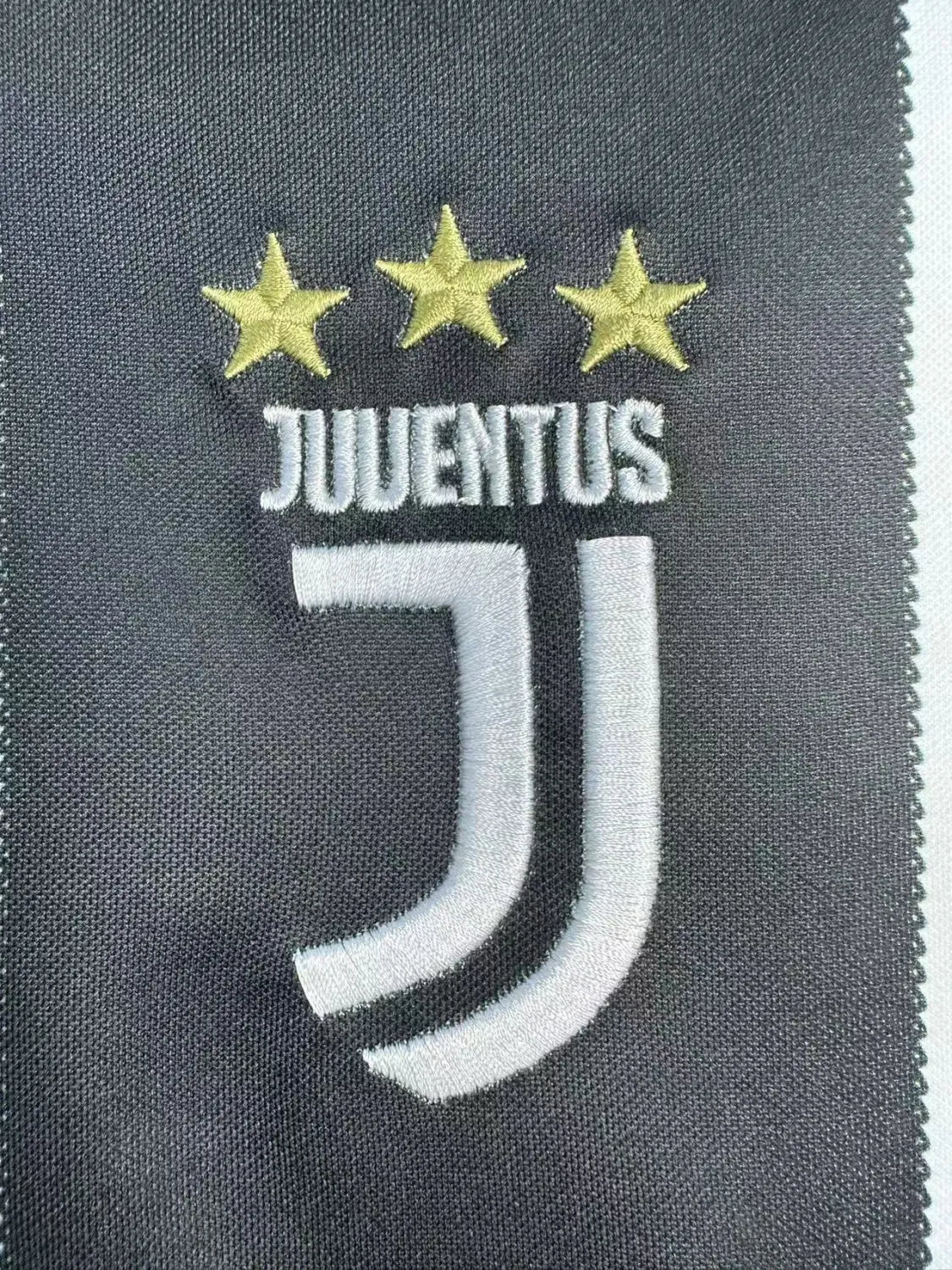 Juventus Home Kit Retro 18-19