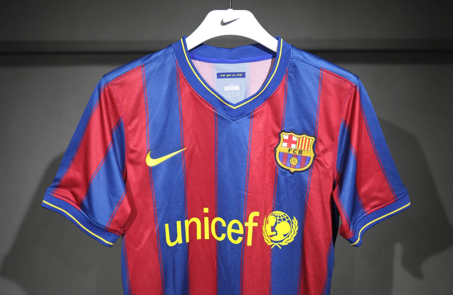Barcelona Home Kit Retro 09-10