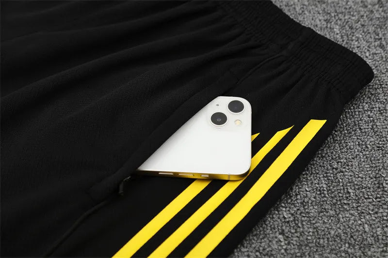 25-26 Manchester United Short Sleeve Training Suit