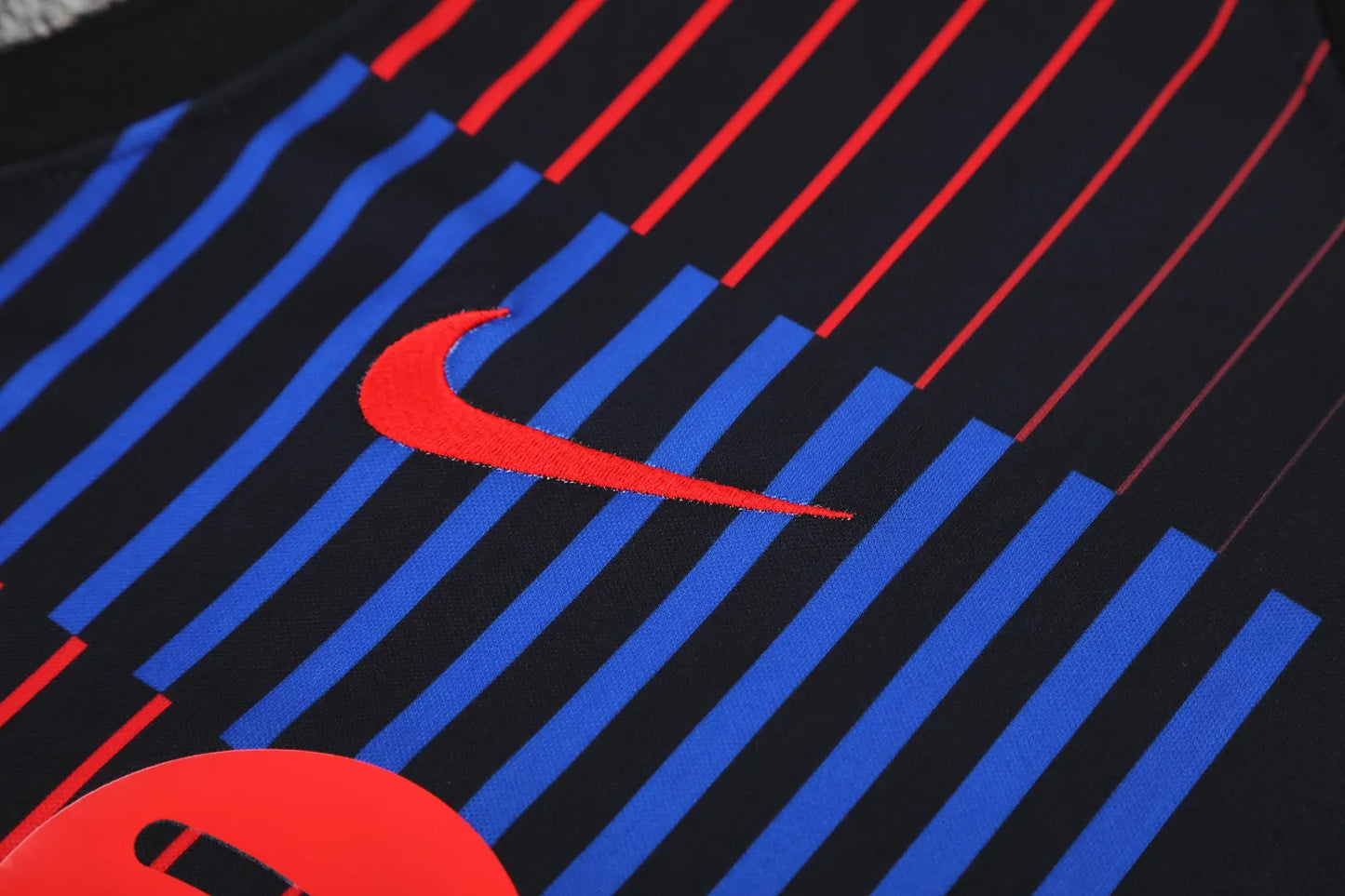 25-26 Barcelona Vest Training Suit