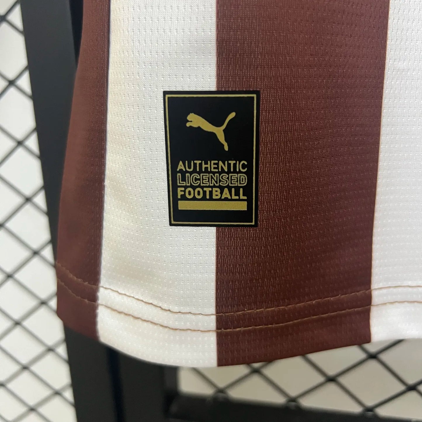 25-26 St. Pauli Home Fans Kit
