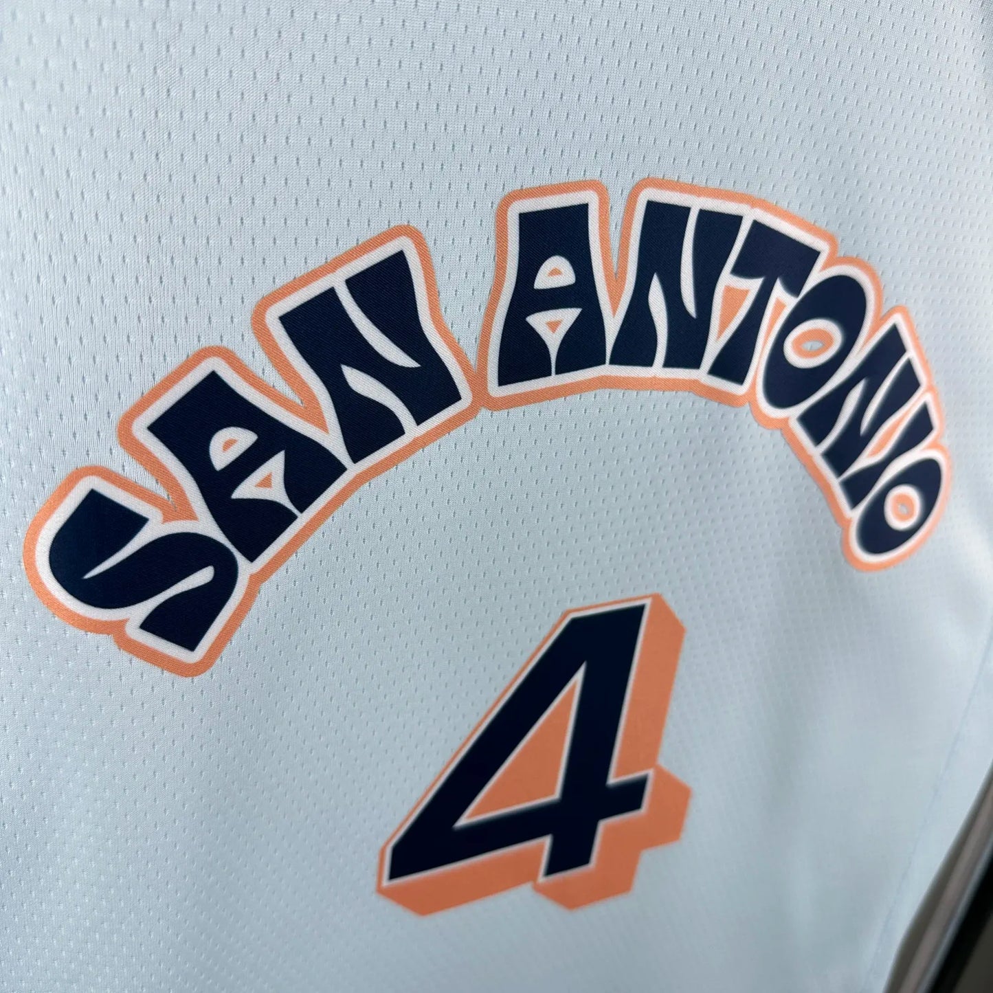 FOX#4 Spurs 2025 NBA Kit