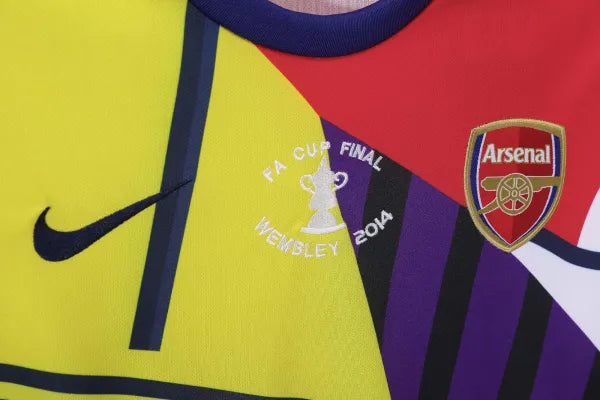 Arsenal Commemorative Edition Kit Retro 2014