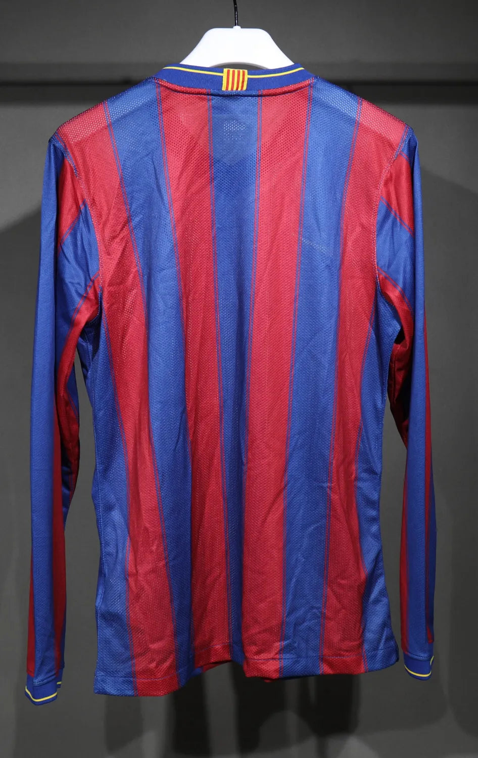 Barcelona Home Long Sleeve Kit Retro 09-10