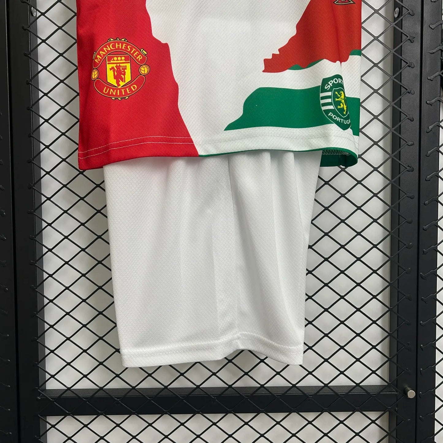 Ronaldo Home Kids Kit 25-26