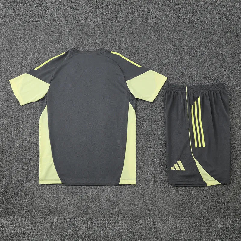 25-26 Real Madrid Short Sleeve Training Suit