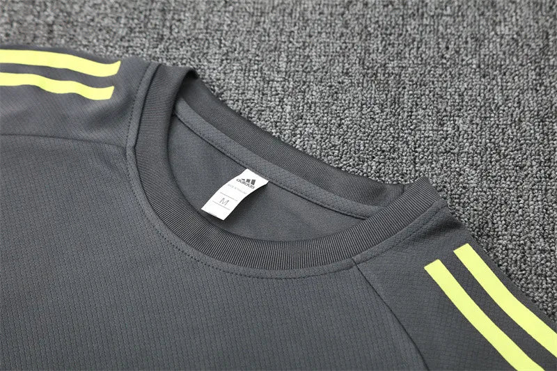 25-26 Real Madrid Short Sleeve Training Suit