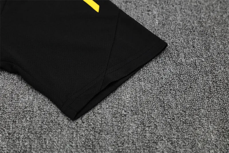 25-26 Manchester United Short Sleeve Training Suit