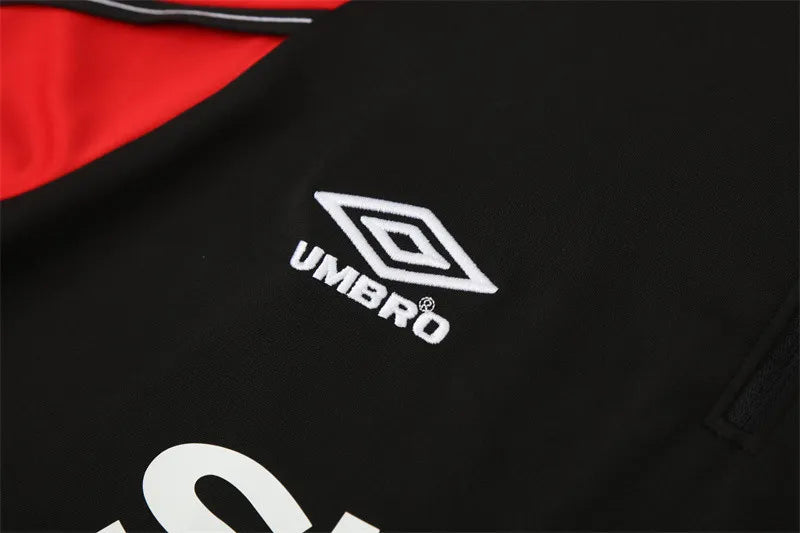 98-99 Manchester United Black Retro Training Suit - Top Only