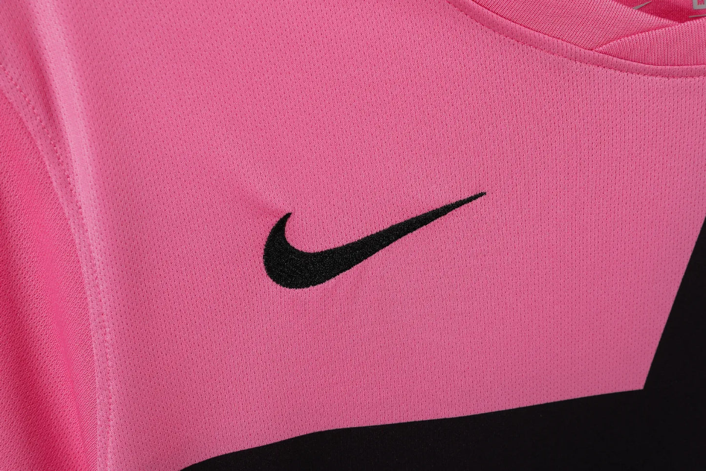 Juventus Away Kit Retro 11-12