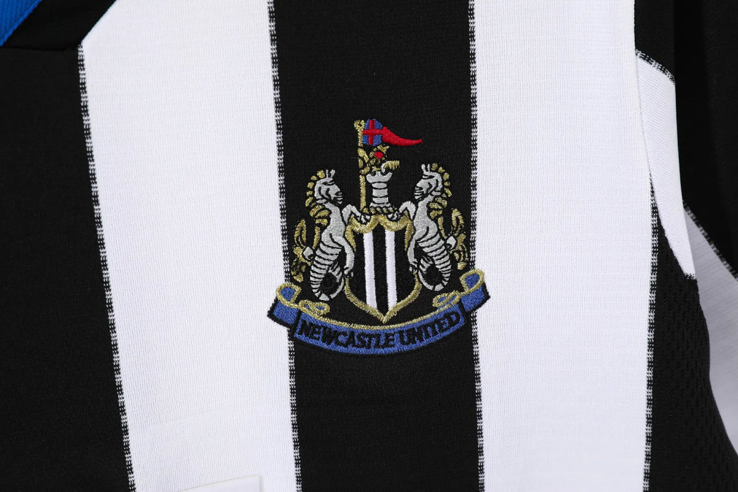 Newcastle United Home Kit Retro 2000-2001