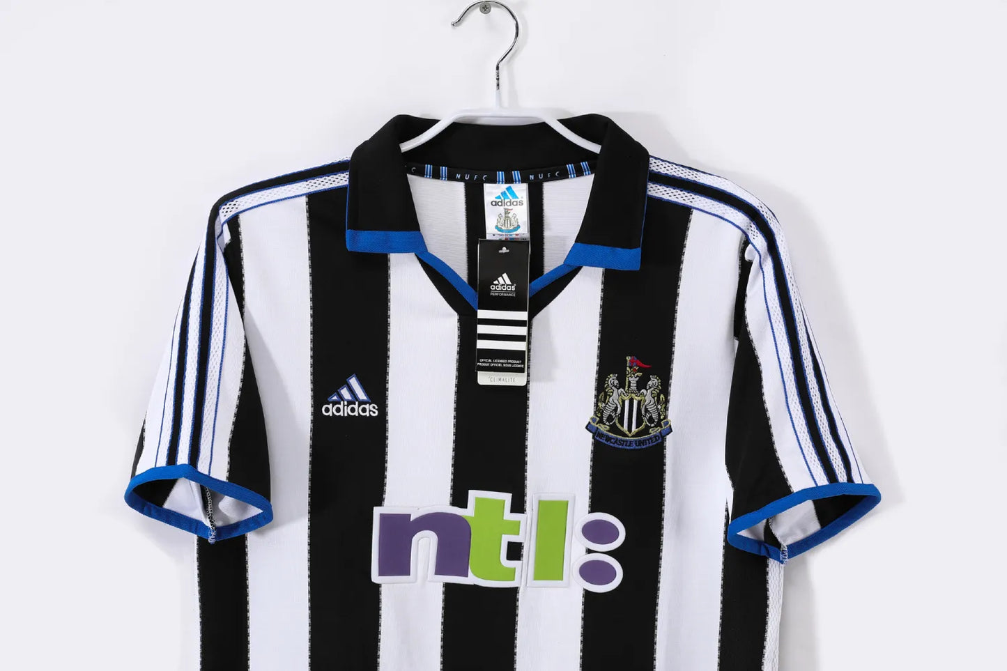 Newcastle United Home Kit Retro 2000-2001