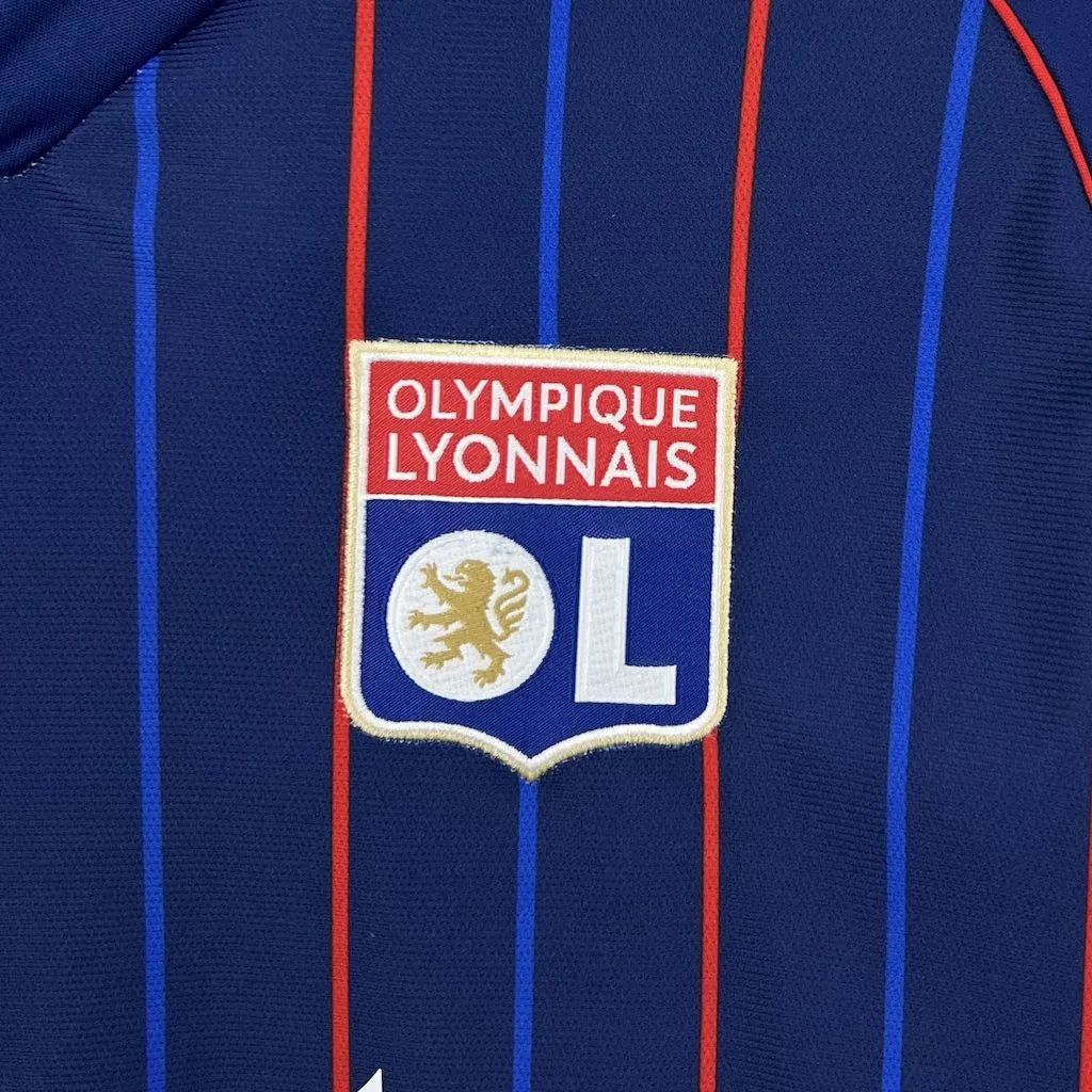 25-26 Lyon Away Fans Kit