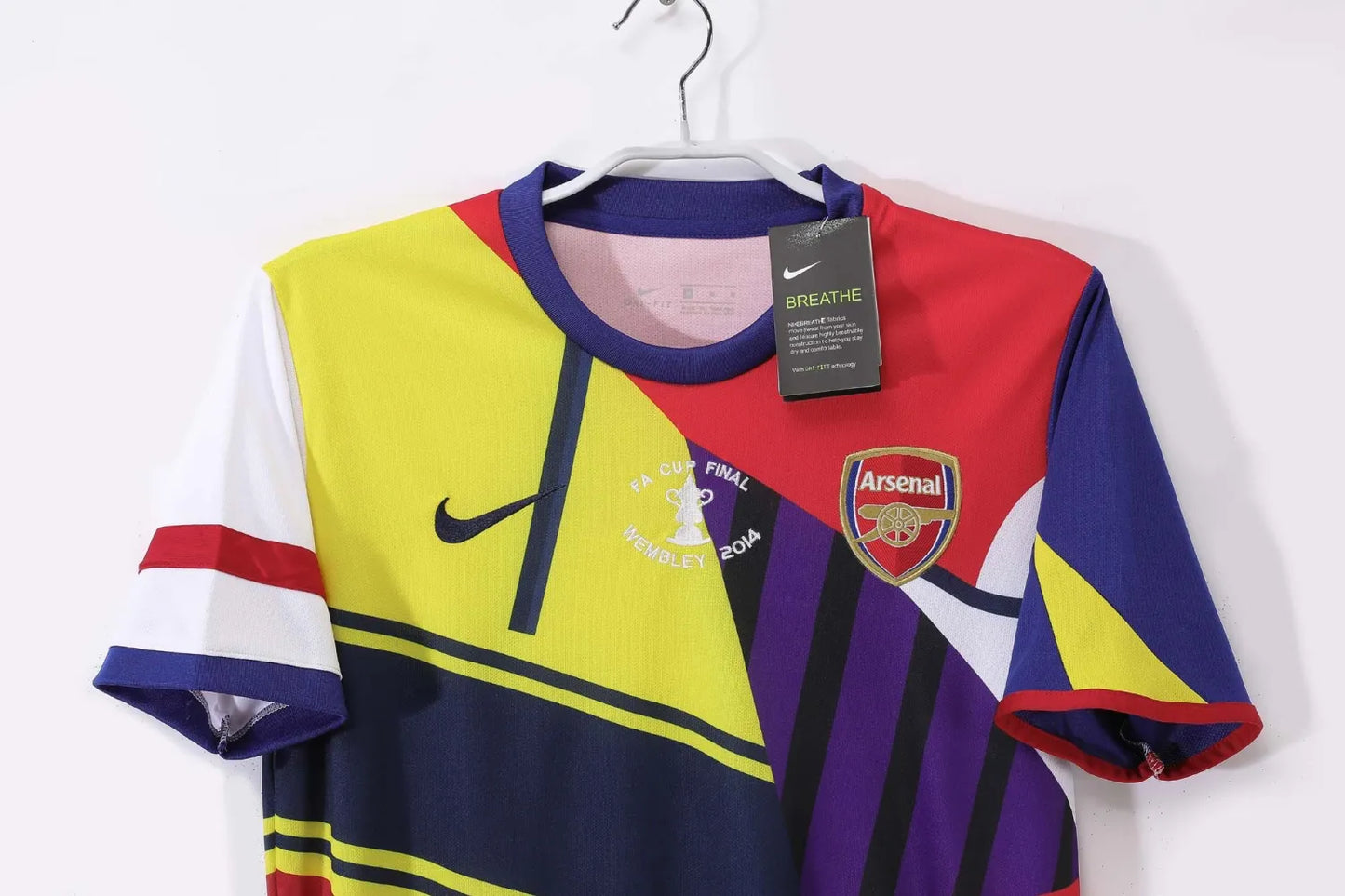 Arsenal Commemorative Edition Kit Retro 2014