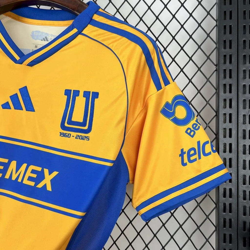 Tigres UANL Home Fans Kit 25-26