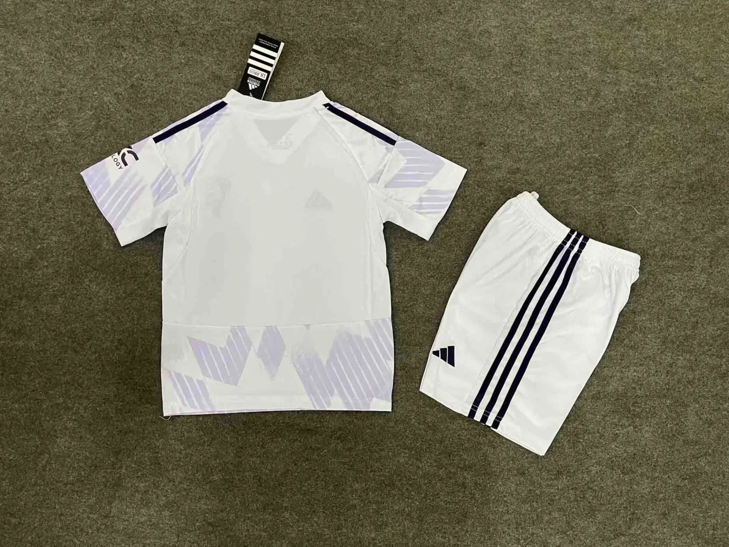 Manchester United Away Kids Kit 25-26