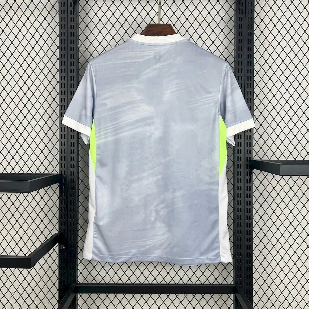 25-26 Wolfsburg Away Fans Kit