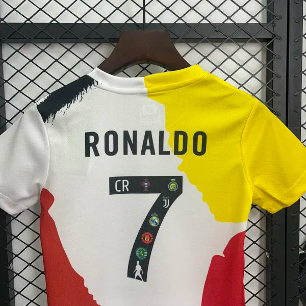 Ronaldo Special Kids Kit 2025