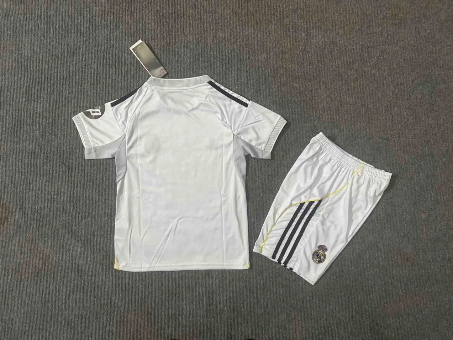 Real Madrid Home Kids Kit 25-26