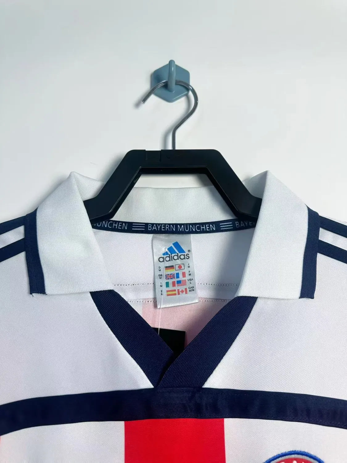 Bayern Munich Away Kit Retro 2000-2002