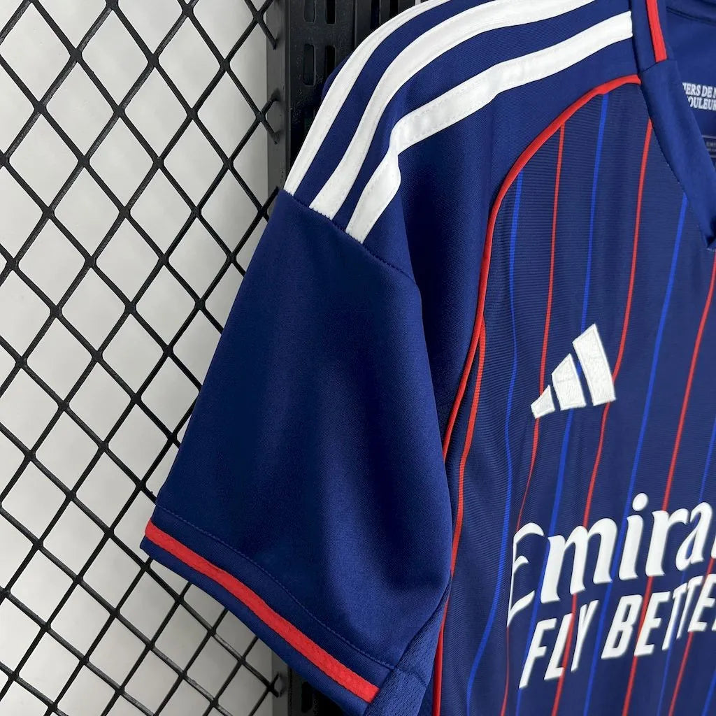 25-26 Lyon Away Fans Kit
