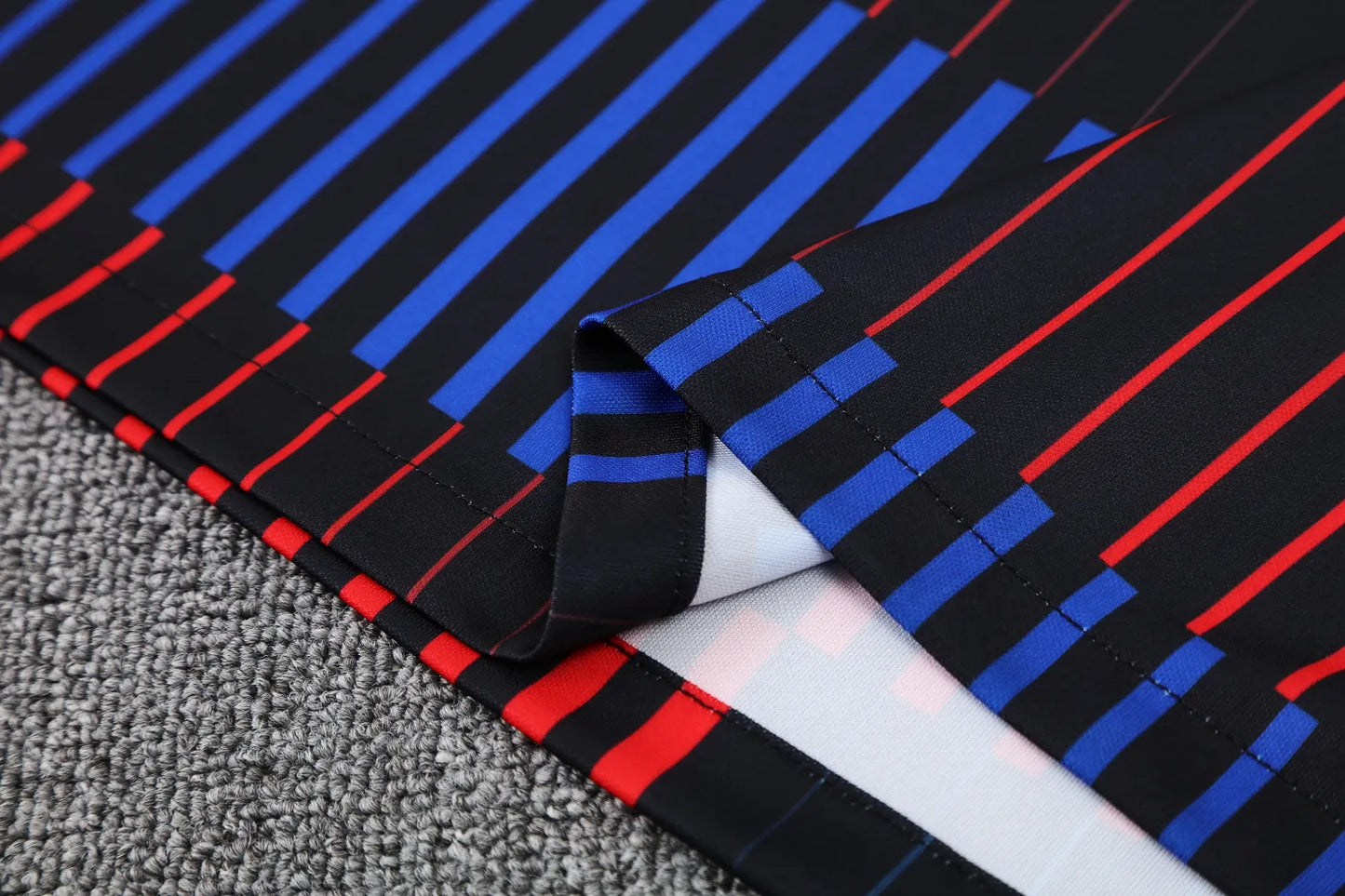25-26 Barcelona Vest Training Suit