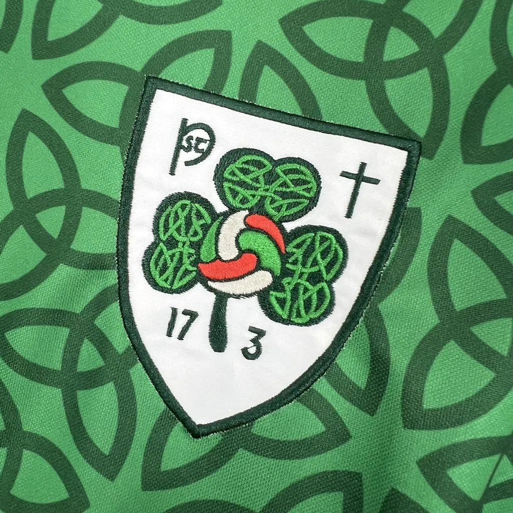 Ireland Home Fans Kit 2025