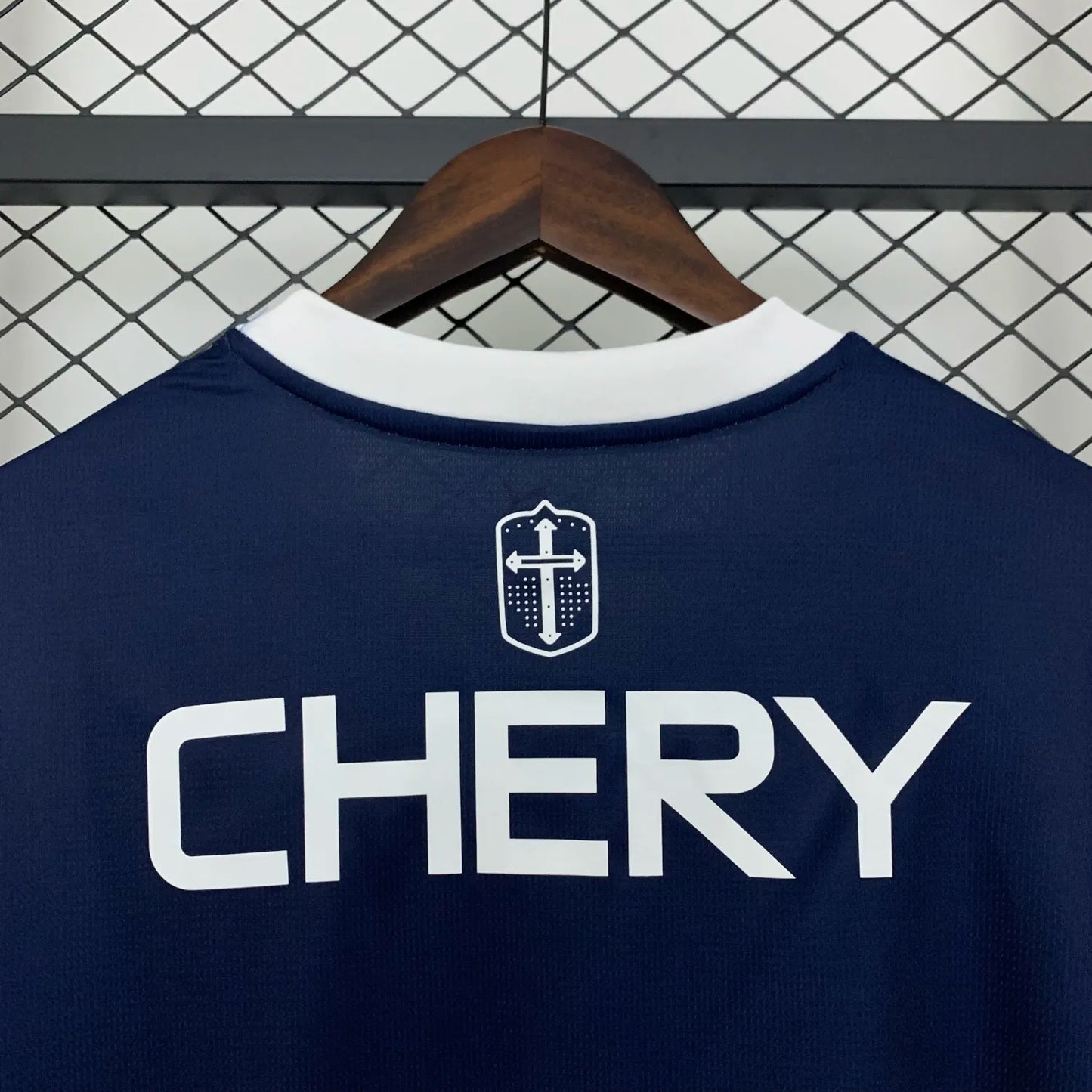 Universidad Catholic Away Kit 25-26