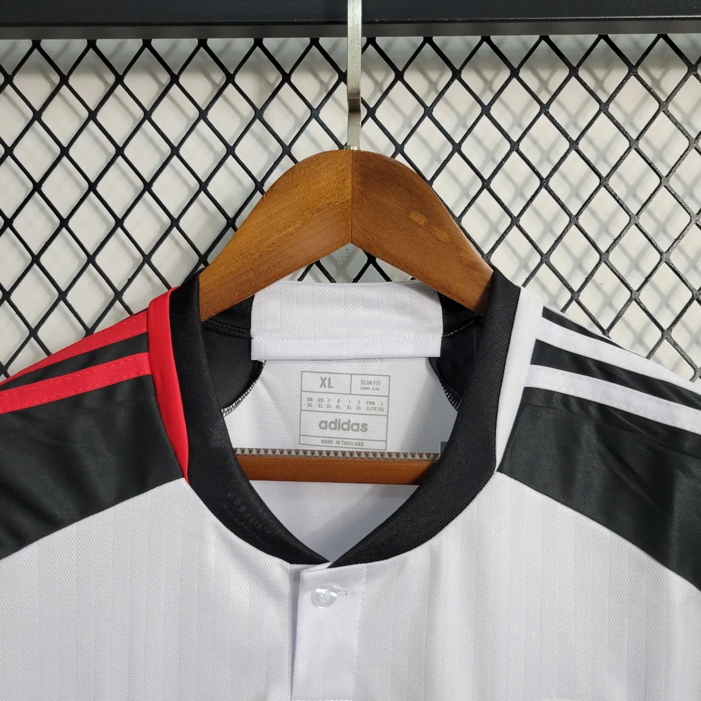 23-24 Fulham Home Fans Jersey