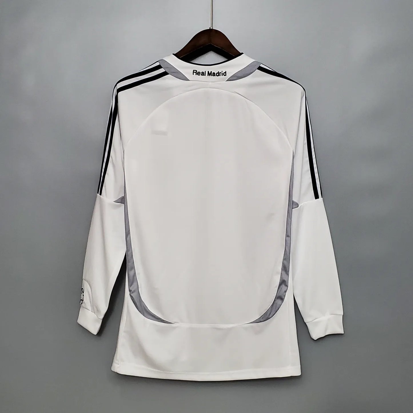 06-07 Real Madrid Home Long Sleeve Retro Jersey