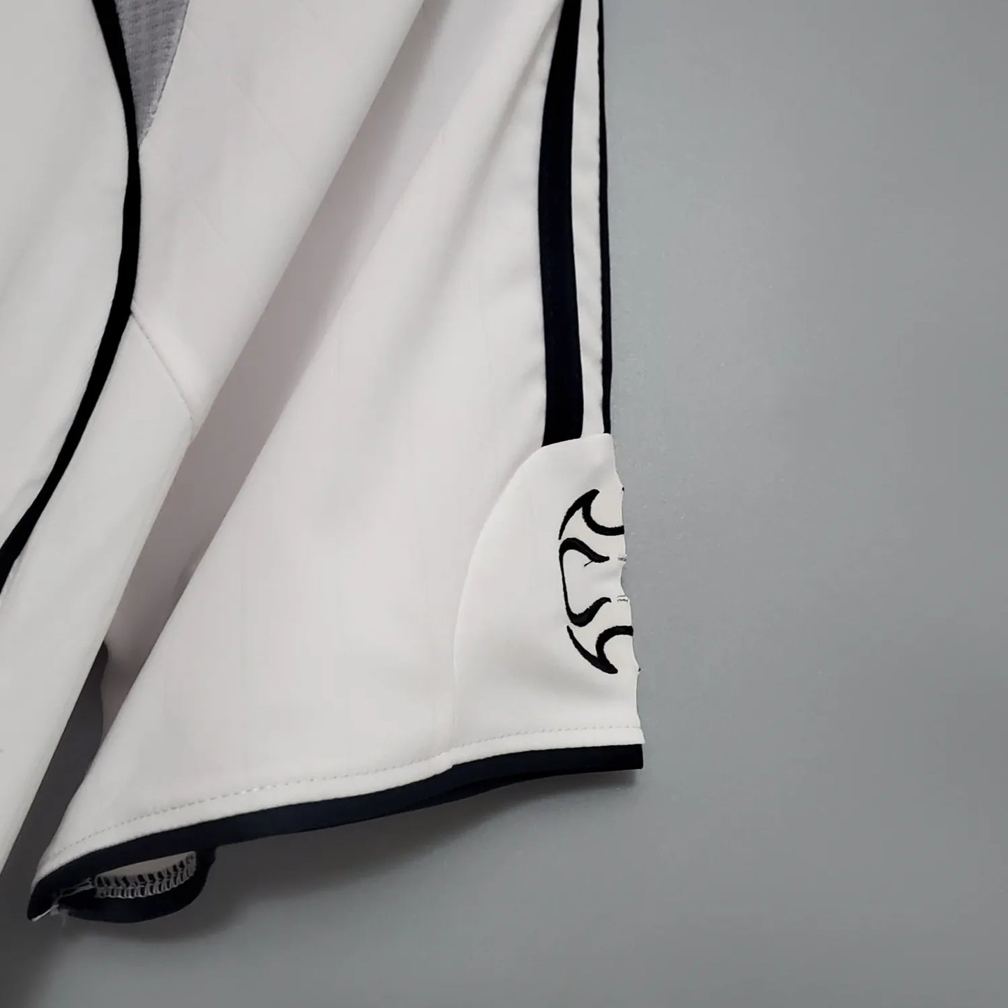 06-07 Real Madrid Home Retro Jersey