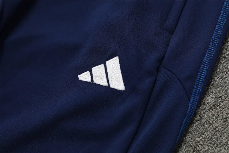 23-24 Manchester United Training Suit