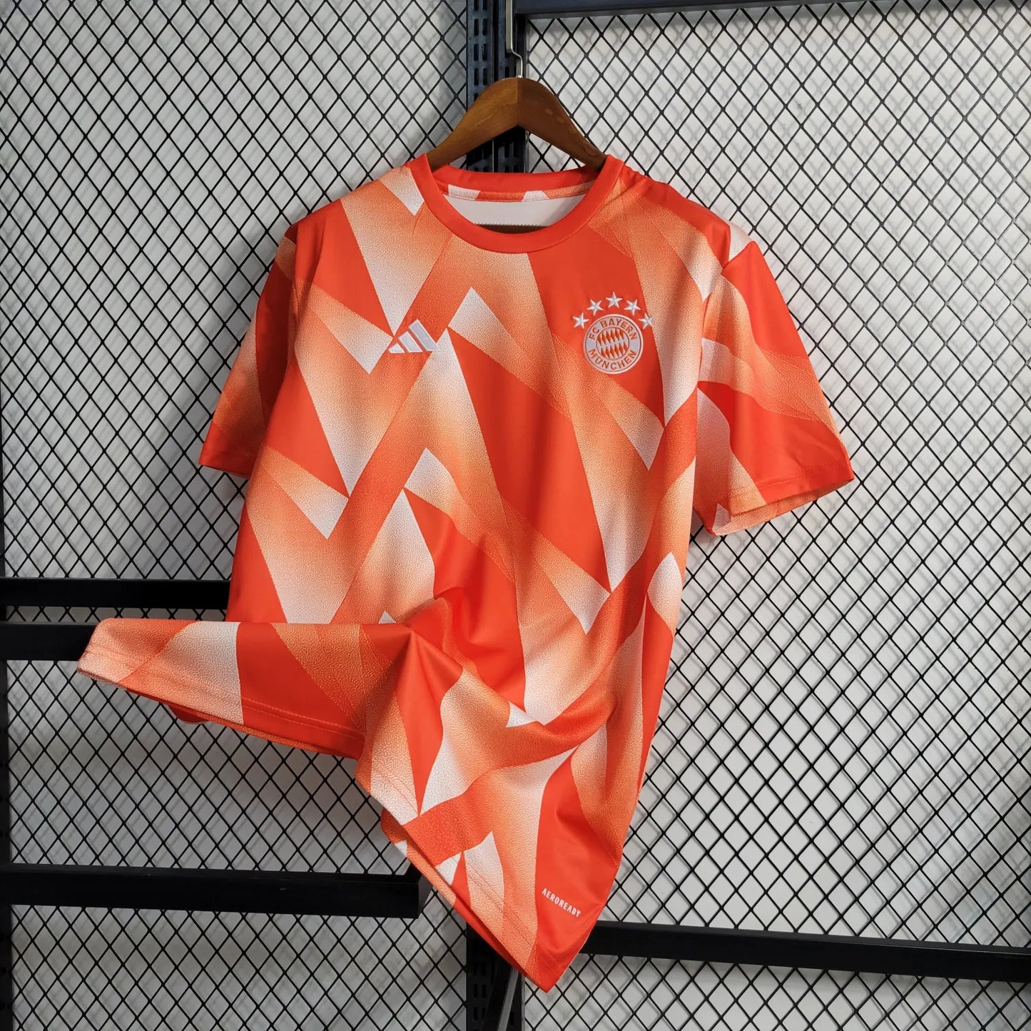 23-24 Bayern Munich Training Fans Jersey