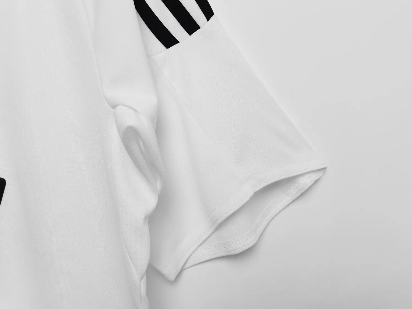 08-09 Real Madrid Home Retro Jersey